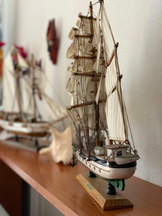 La Casa De Los Tres Amigos Puerto de Sagunto Bagian luar foto