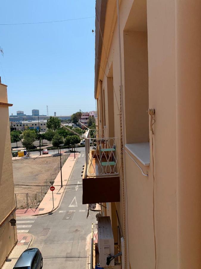 La Casa De Los Tres Amigos Puerto de Sagunto Bagian luar foto