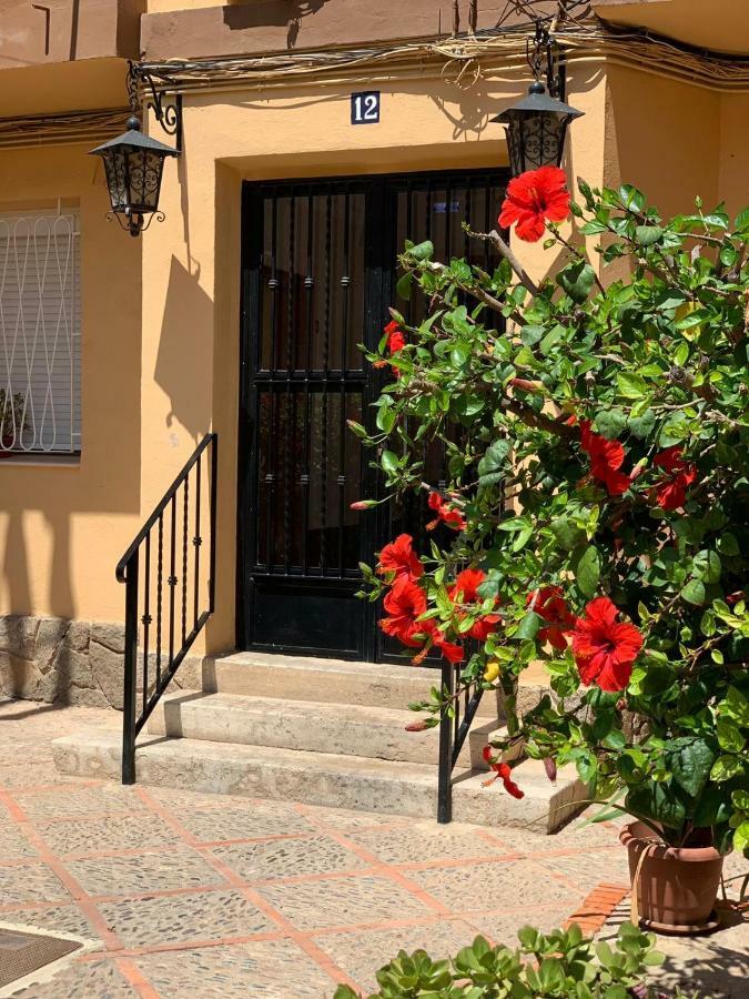 La Casa De Los Tres Amigos Puerto de Sagunto Bagian luar foto